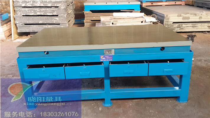 常用鑄鐵模具平臺(tái)防銹油的選擇